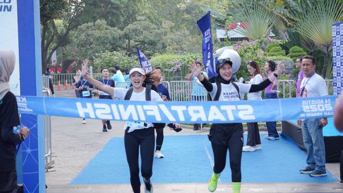 Race photo from KEMLU RUN 2025