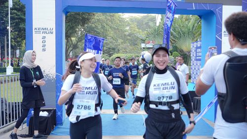 Race photo from KEMLU RUN 2025