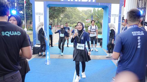Race photo from KEMLU RUN 2025
