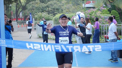 Race photo from KEMLU RUN 2025