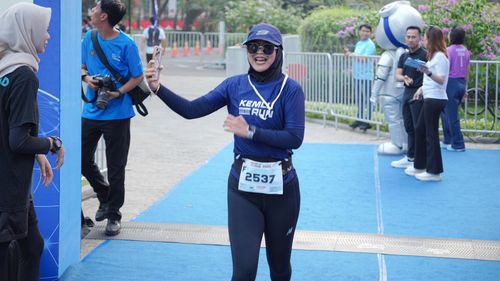 Race photo from KEMLU RUN 2025