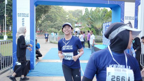 Race photo from KEMLU RUN 2025