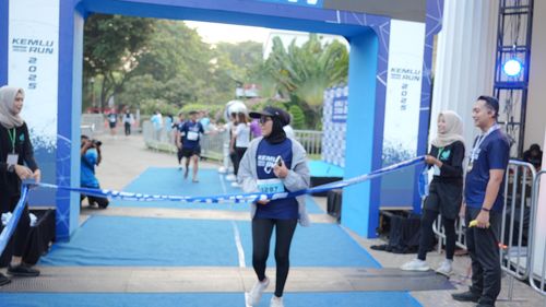 Race photo from KEMLU RUN 2025