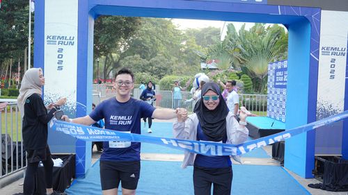 Race photo from KEMLU RUN 2025