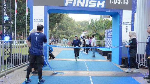 Race photo from KEMLU RUN 2025