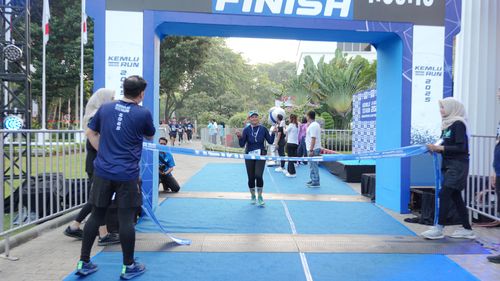 Race photo from KEMLU RUN 2025
