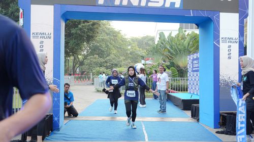 Race photo from KEMLU RUN 2025