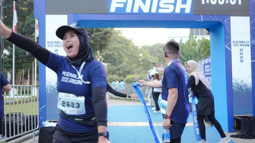 Race photo from KEMLU RUN 2025
