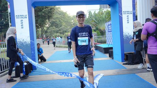 Race photo from KEMLU RUN 2025