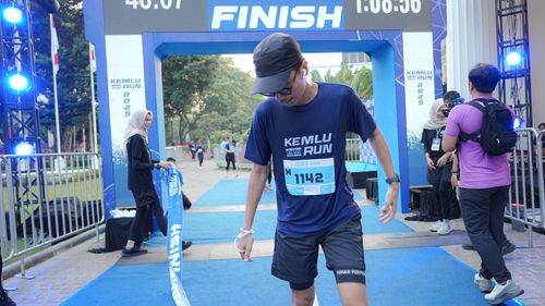 Race photo from KEMLU RUN 2025