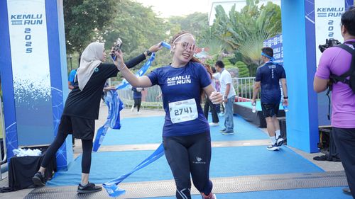 Race photo from KEMLU RUN 2025