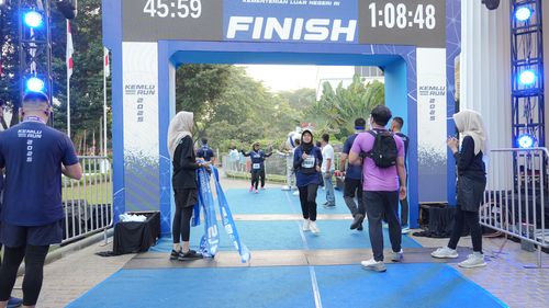 Race photo from KEMLU RUN 2025