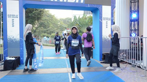 Race photo from KEMLU RUN 2025