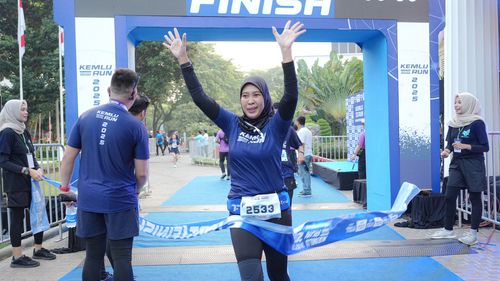 Race photo from KEMLU RUN 2025