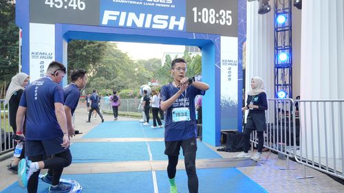 Race photo from KEMLU RUN 2025