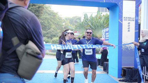 Race photo from KEMLU RUN 2025