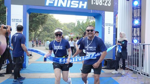 Race photo from KEMLU RUN 2025