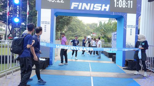 Race photo from KEMLU RUN 2025