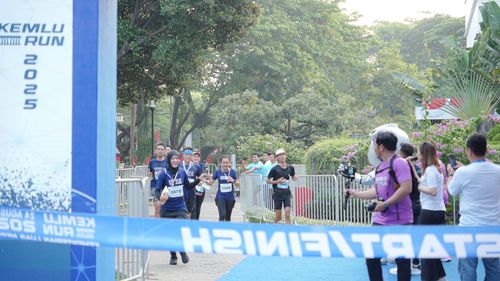 Race photo from KEMLU RUN 2025