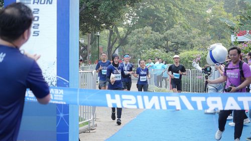 Race photo from KEMLU RUN 2025