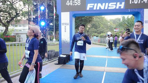 Race photo from KEMLU RUN 2025