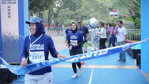 Race photo from KEMLU RUN 2025