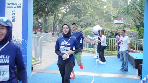 Race photo from KEMLU RUN 2025