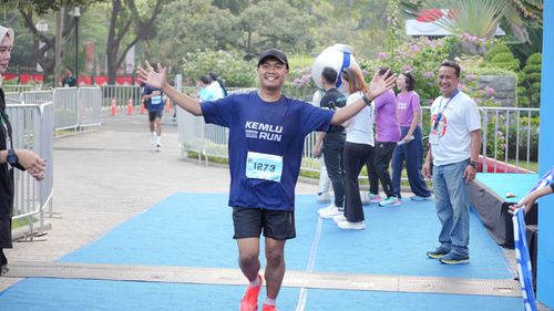 Race photo from KEMLU RUN 2025
