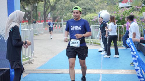 Race photo from KEMLU RUN 2025