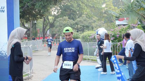 Race photo from KEMLU RUN 2025