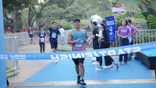 Race photo from KEMLU RUN 2025