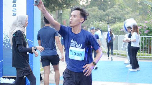 Race photo from KEMLU RUN 2025