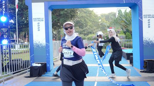 Race photo from KEMLU RUN 2025