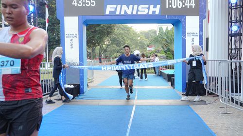 Race photo from KEMLU RUN 2025