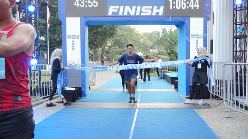 Race photo from KEMLU RUN 2025