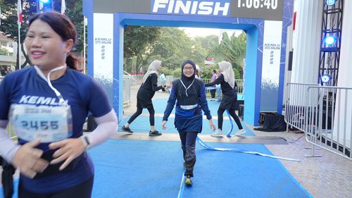Race photo from KEMLU RUN 2025