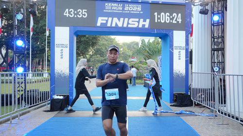 Race photo from KEMLU RUN 2025
