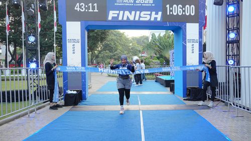 Race photo from KEMLU RUN 2025