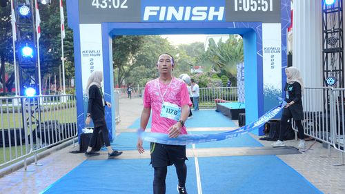 Race photo from KEMLU RUN 2025