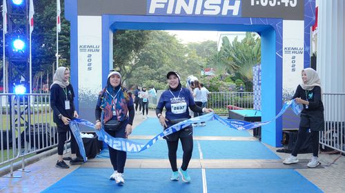Race photo from KEMLU RUN 2025