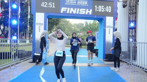 Race photo from KEMLU RUN 2025