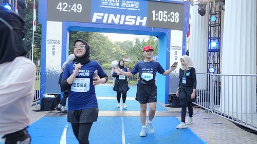 Race photo from KEMLU RUN 2025