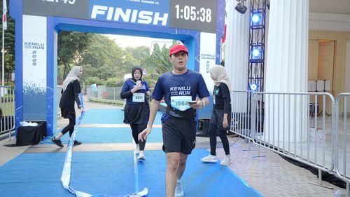 Race photo from KEMLU RUN 2025