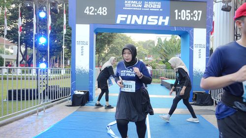 Race photo from KEMLU RUN 2025