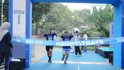 Race photo from KEMLU RUN 2025