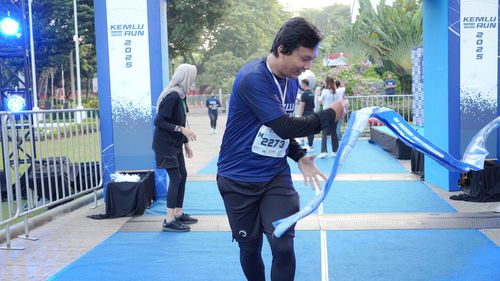 Race photo from KEMLU RUN 2025