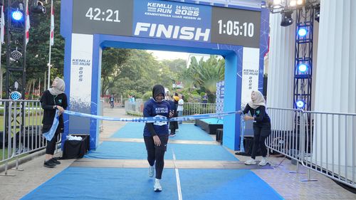 Race photo from KEMLU RUN 2025