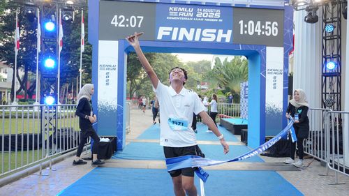 Race photo from KEMLU RUN 2025