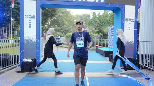 Race photo from KEMLU RUN 2025