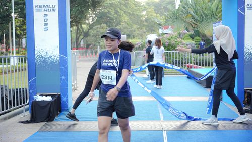 Race photo from KEMLU RUN 2025